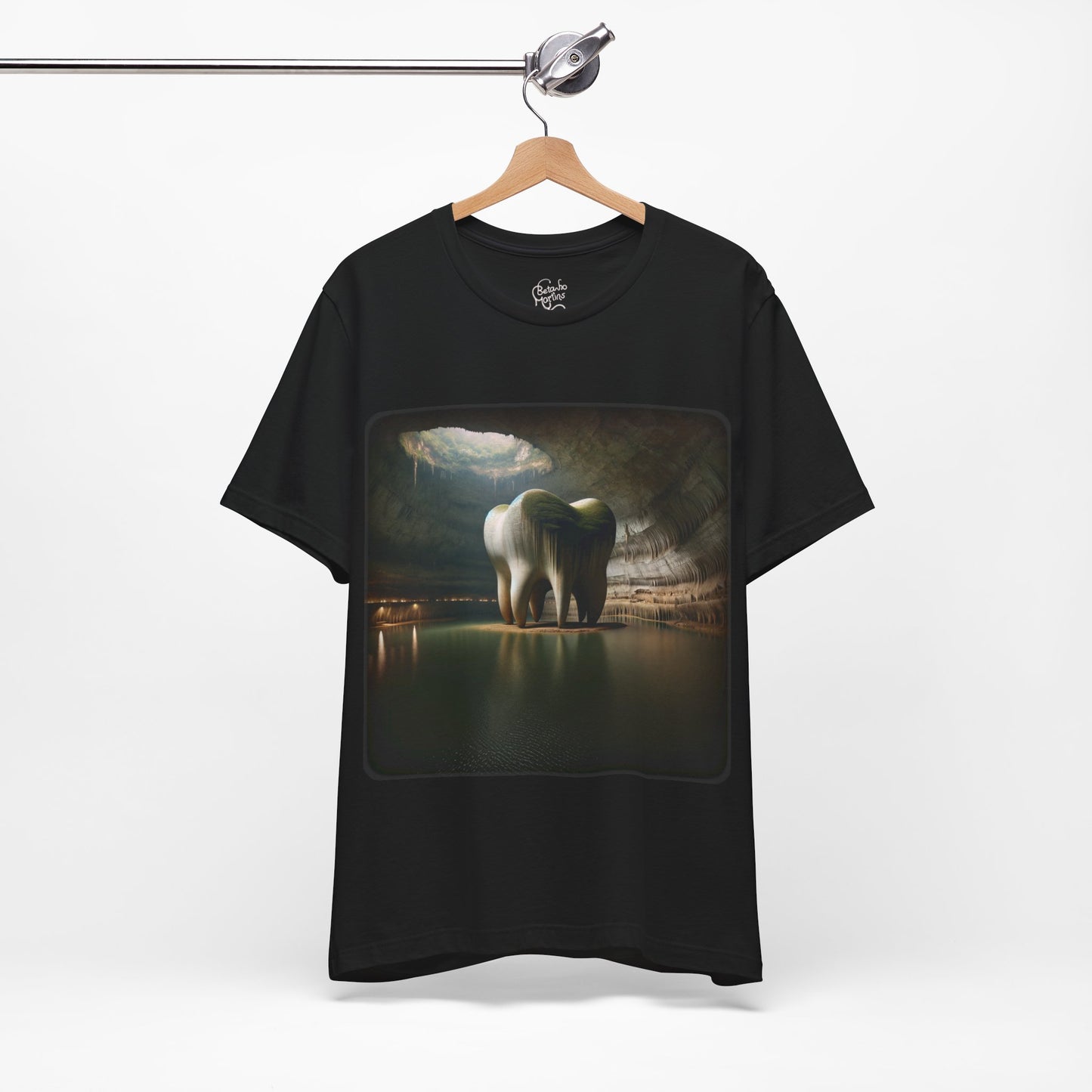 Tooth Cave (Unisex Jersey Short Sleeve T-Shirt)
